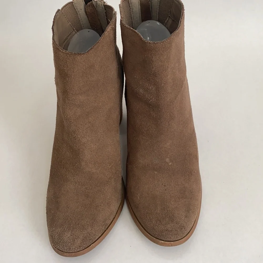 Urban Outfitters Suede‎ Stacked Heel Ankle Boots